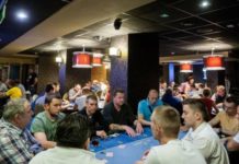 Poker na żywo w Polsce – czy jest sens grania?