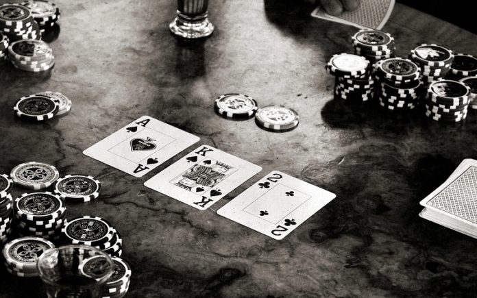 Naiwne sposoby myślenia o pokerze