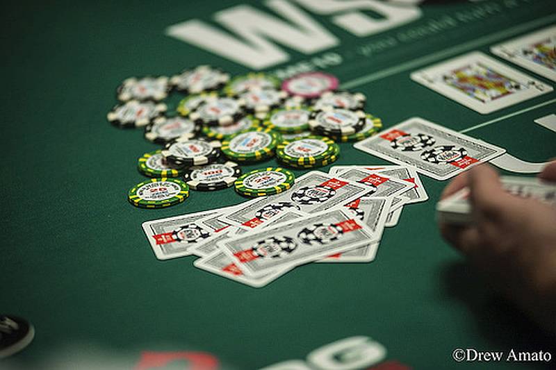 WSOP i skargi na karty