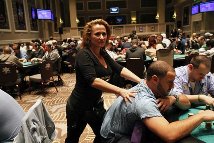 WSOP - pokerowy masaż