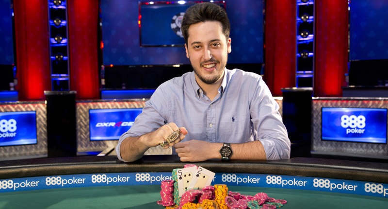 Adrian Mateos