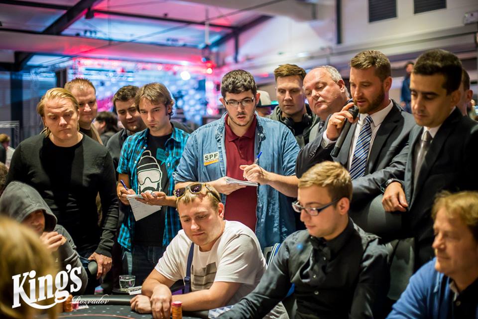 Dwóch Polaków zagra dziś w finale Main Eventu Spanish Poker Festival