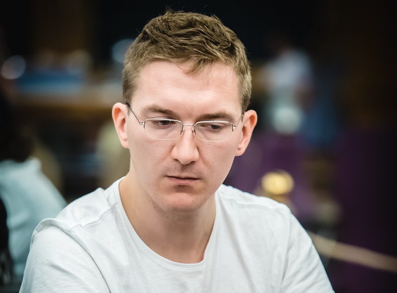 Merit Poker Retro - Szymon Wysocki