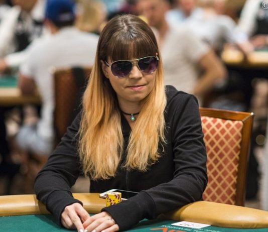 Annette Obrestad powraca do pokera! Annette Obrestad