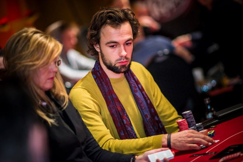 Ole Schemion jest na najlepszej drodze do zwycięstwa w Main Evencie WPT European Championship