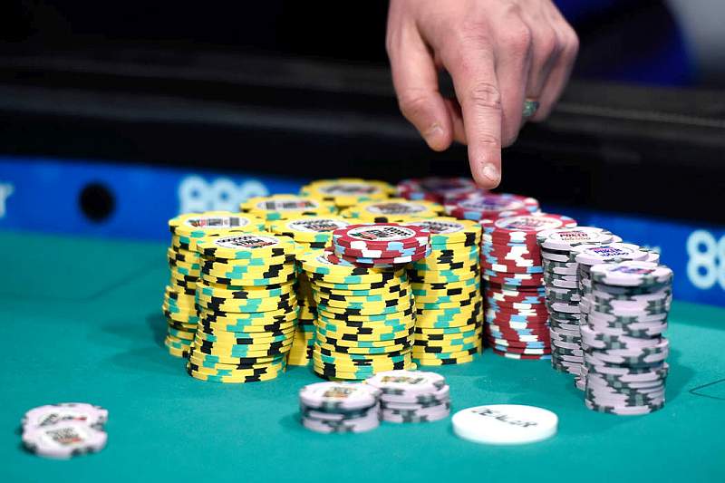 Overbet na turnie