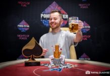 Polak wygrywa SHR-a na Poker Fever Series! Łukasz Tomecki