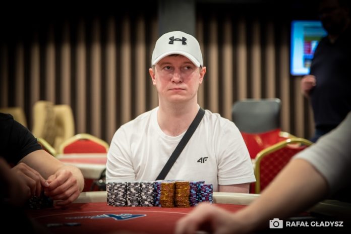 Bartosz Kubisz - foto dari ME Poker Fever CUP