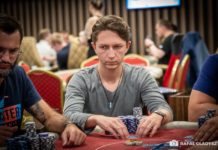 Poker Fever: Bartłomiej Basiaga liderem przed decydującym dniem Main Eventu Bartłomiej Basiaga Poker Fever MEGA Series